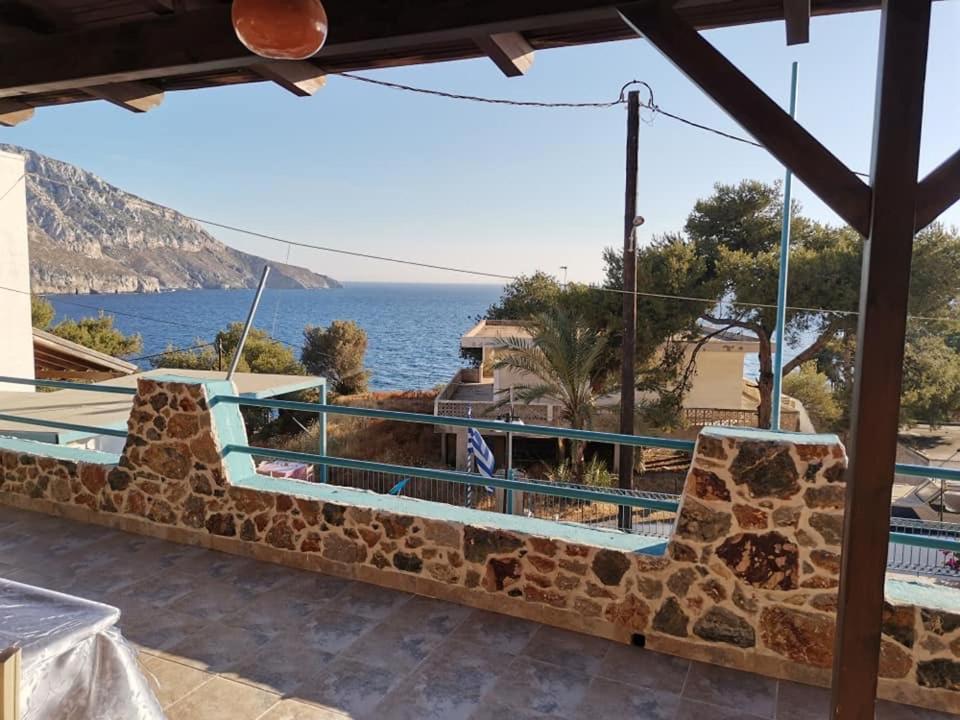 Mary Popi Lejlighedshotel Panormos  Eksteriør billede