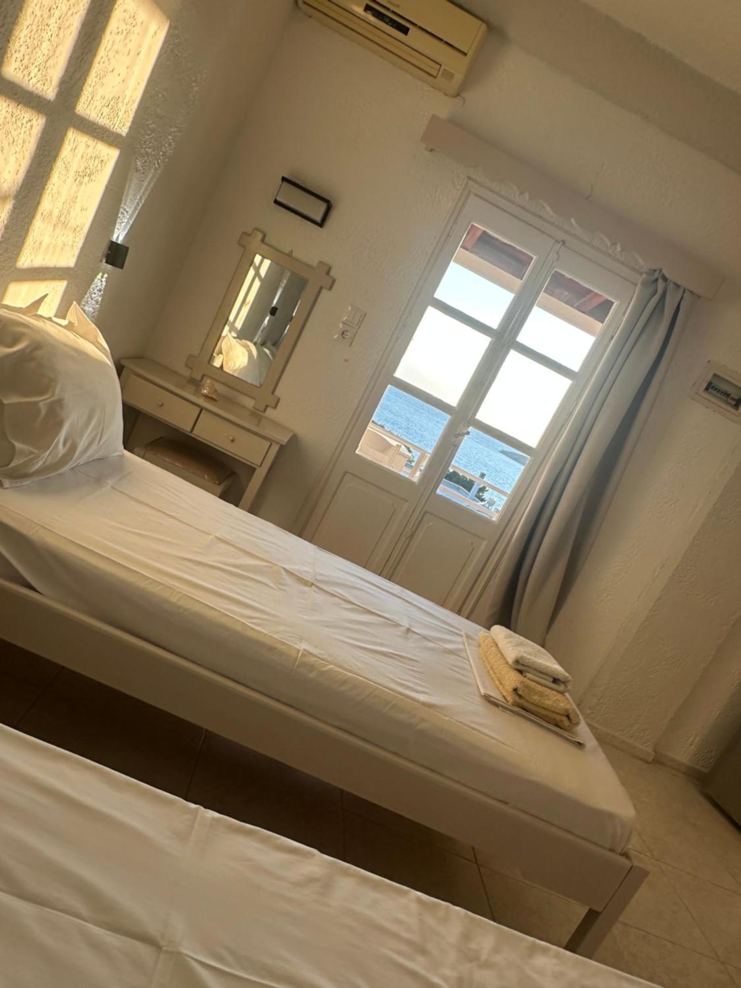 Mary Popi Lejlighedshotel Panormos  Eksteriør billede
