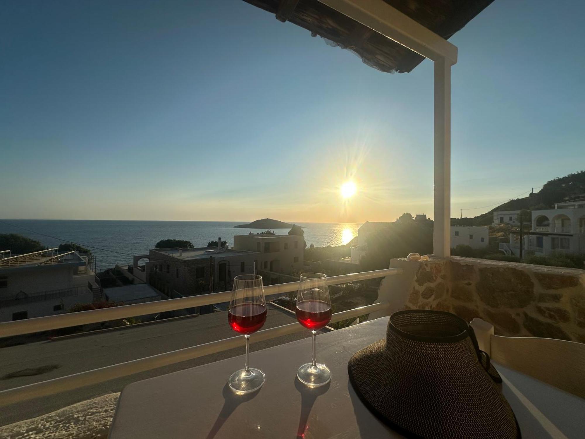 Mary Popi Lejlighedshotel Panormos  Eksteriør billede